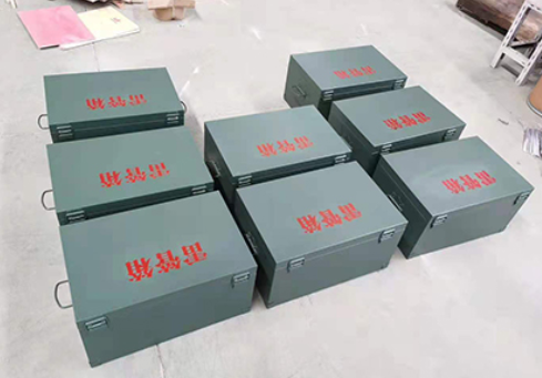 西吉炸药箱和雷管箱一般是怎么存放的？